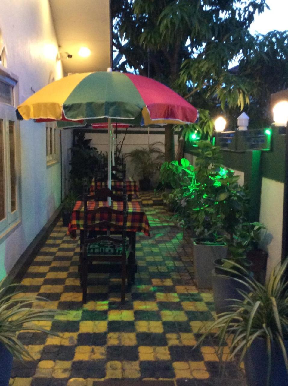Yoho R K Tourist Villa Negombo Extérieur photo